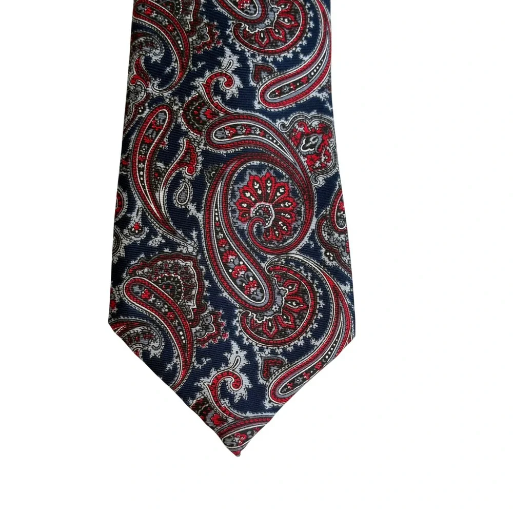 Wembley Vintage Mens Silk Necktie‎ Navy Blue Red Paisley Print Formal Tie